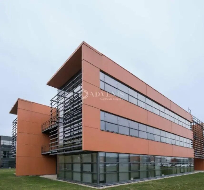 Office in Saint-Priest for lease Building Photo- Image 1 of 2