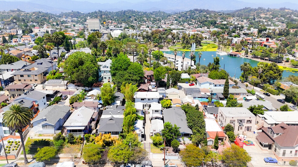 1727 Bellevue Ave, Los Angeles, CA for sale - Building Photo - Image 2 of 11
