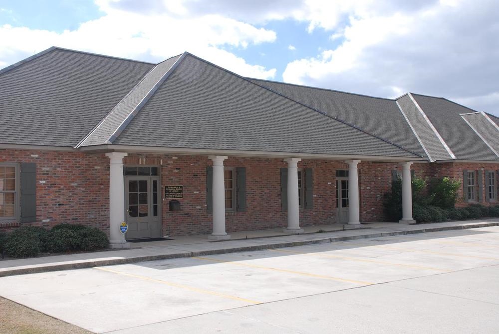 8235 Ymca Plaza Dr, Baton Rouge, LA for sale Building Photo- Image 1 of 1