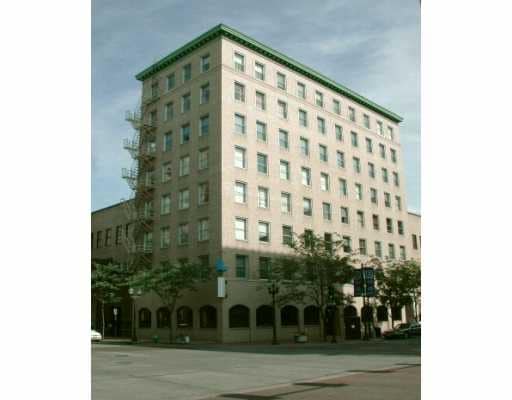 200 2nd St SE, Cedar Rapids, IA for lease Building Photo- Image 1 of 5