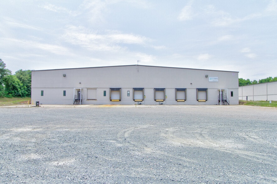 908 J R Industrial Dr, Sanford, NC for lease - Building Photo - Image 2 of 49