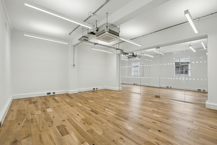 55A Yeldham Rd, London for lease - Building Photo - Image 3 of 28
