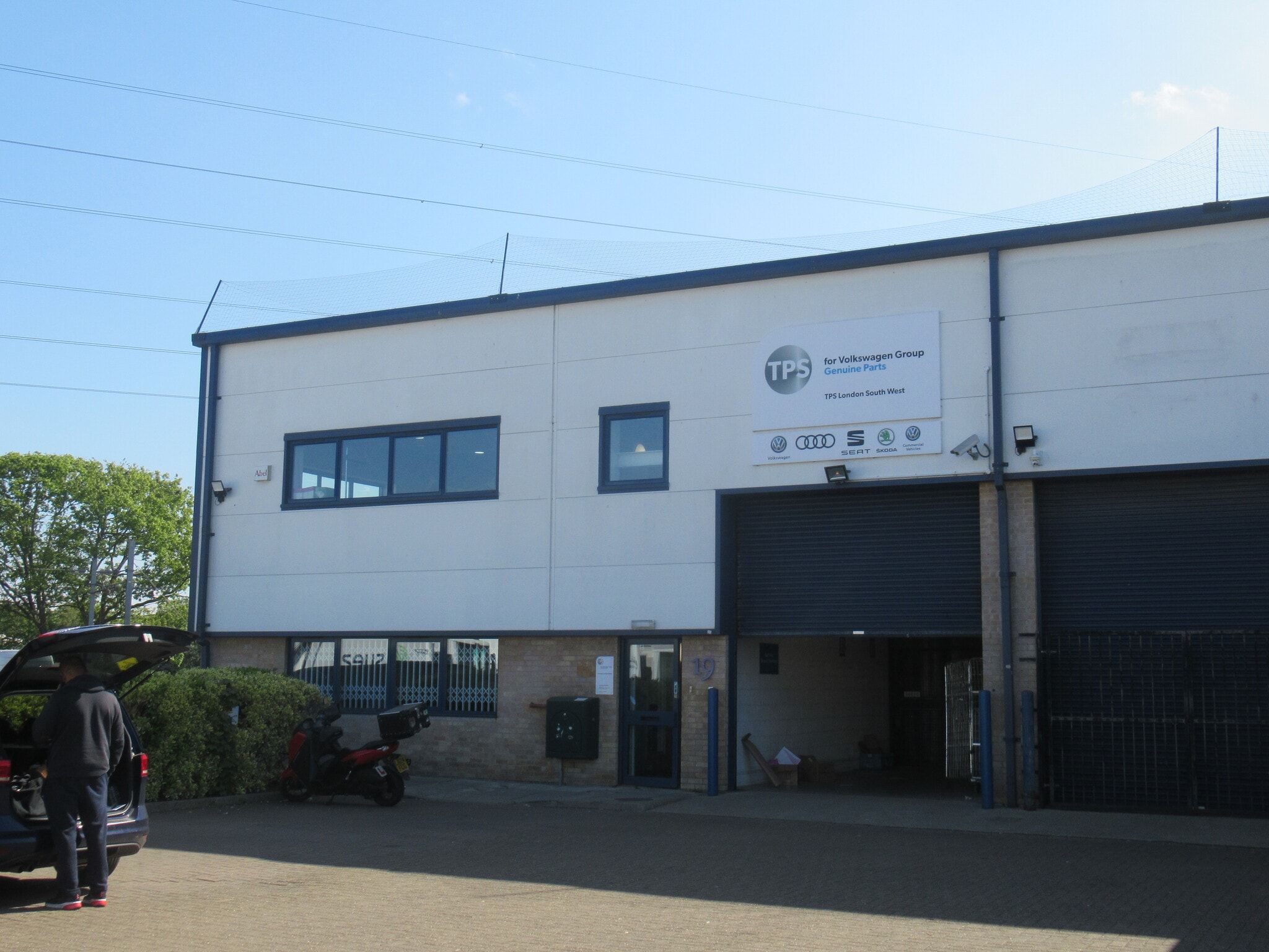 80 Morden Rd, Mitcham for sale Building Photo- Image 1 of 4