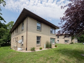 503 N Riverview Dr, Parchment, MI - AERIAL  map view