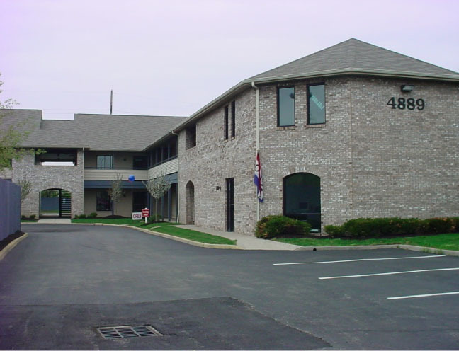 4889 Sinclair Rd, Columbus, OH for lease - Building Photo - Image 1 of 9