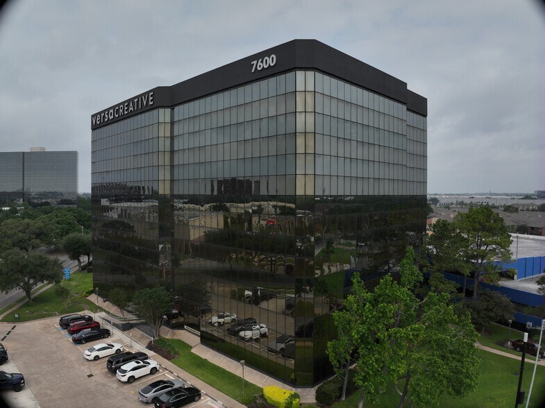 7600 W Tidwell Rd, Houston, TX à louer - Communauté Matterport - Image 2 de 27