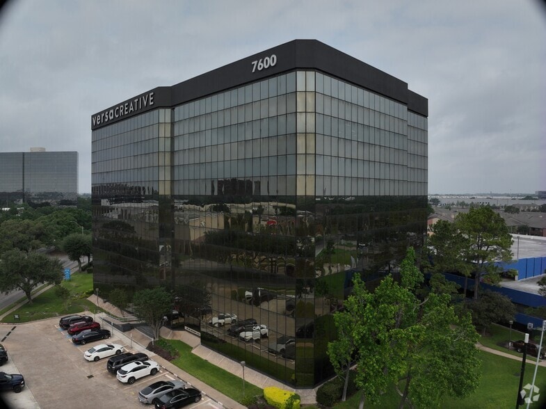 7600 W Tidwell Rd, Houston, TX for lease - Matterport Community - Image 2 of 27