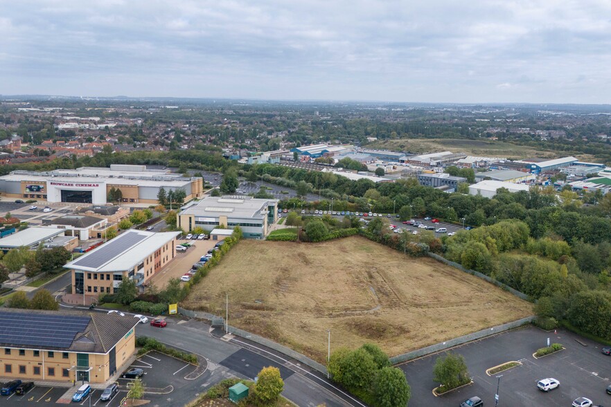 Castlegate Way, Dudley WMD - Commercial Real Estate