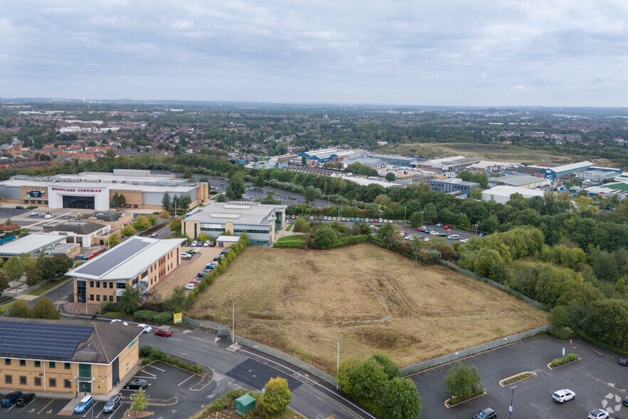 Castlegate Way, Dudley à louer - Photo du b timent - Image 1 de 16