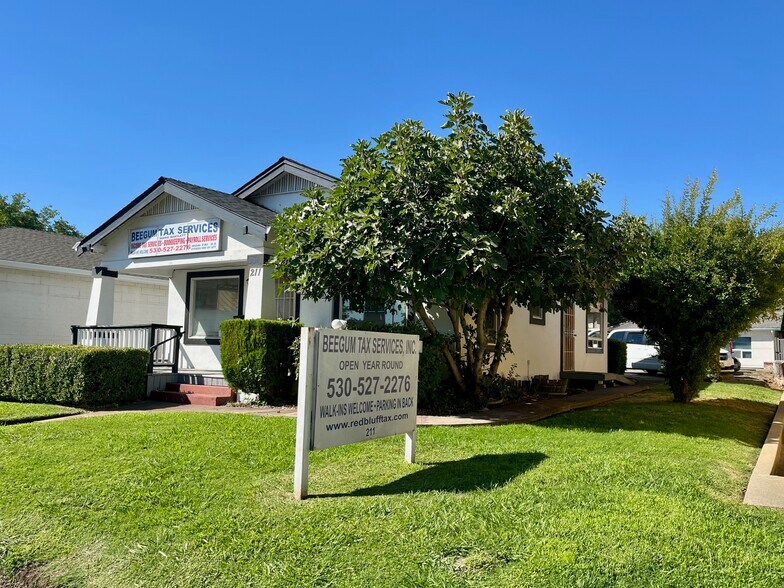 211 Main St, Red Bluff, CA à vendre - Photo principale - Image 1 de 5
