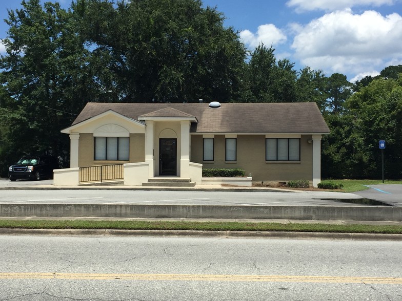 2301 Parkwood Dr, Brunswick, GA for sale - Building Photo - Image 2 of 2