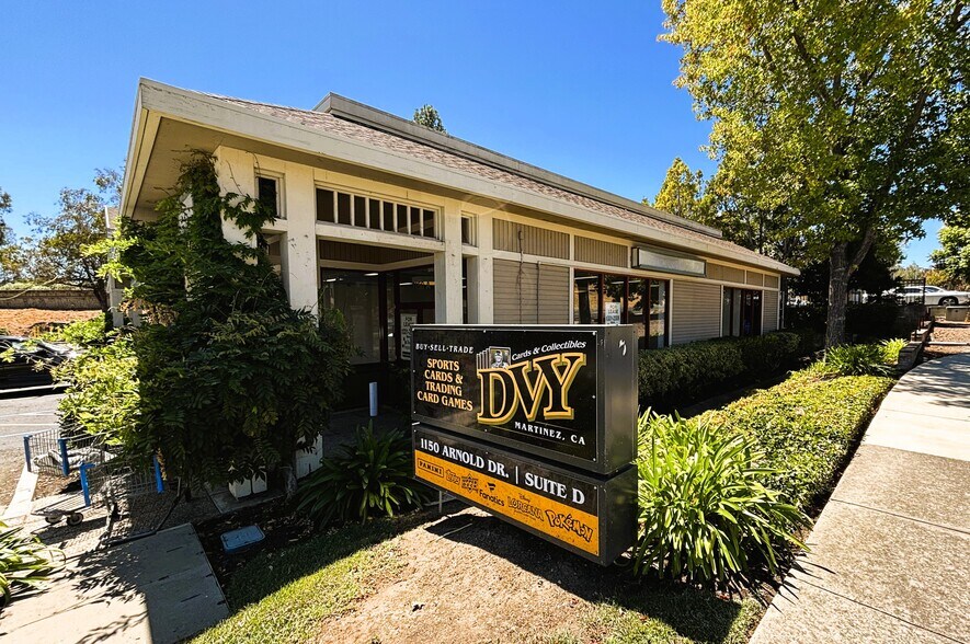 1150-1160 Arnold Dr, Martinez, CA à louer - Photo du bâtiment - Image 2 de 18