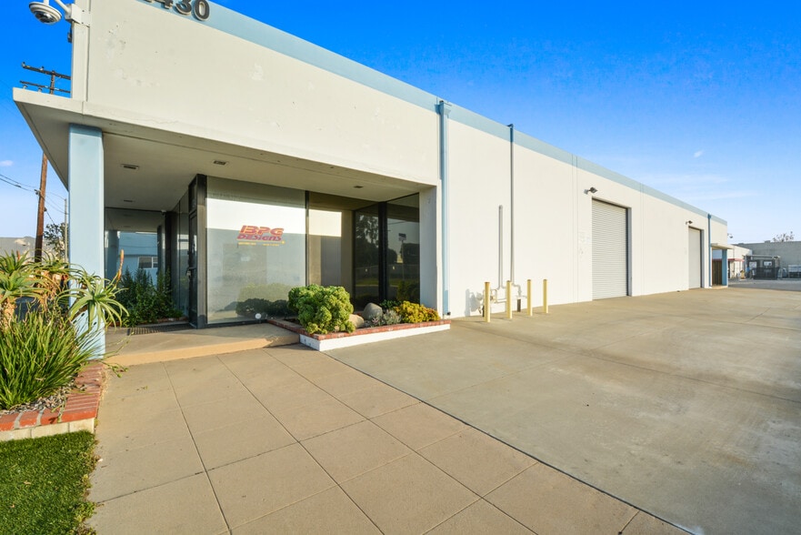 2430 Cypress Way, Fullerton, CA for lease - Building Photo - Image 2 of 7