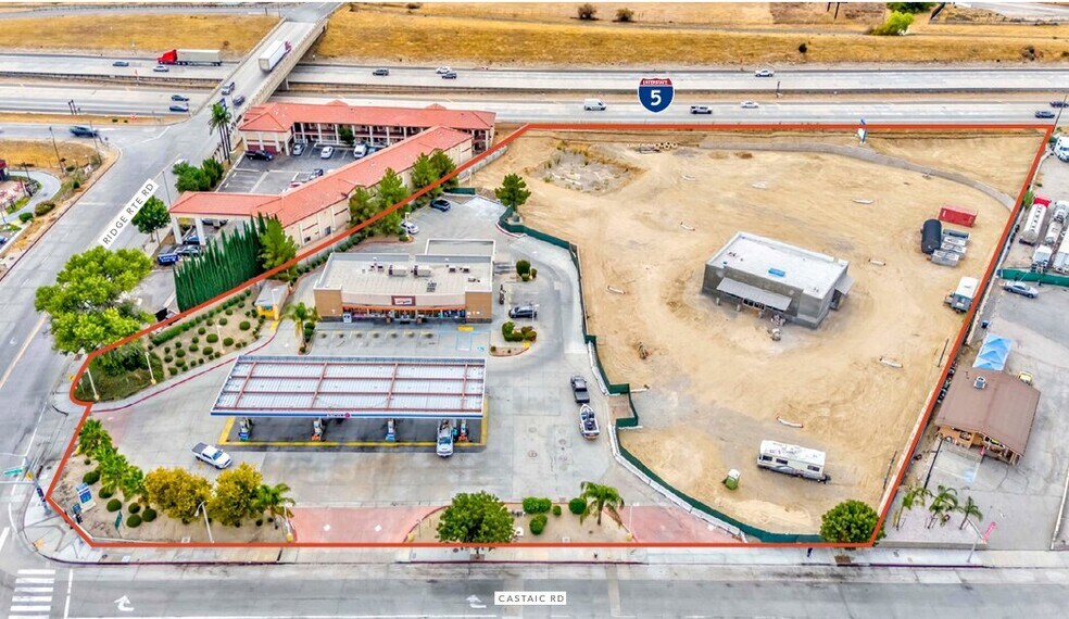 31505 Castaic Rd, Castaic, CA à vendre - Photo du bâtiment - Image 2 de 7
