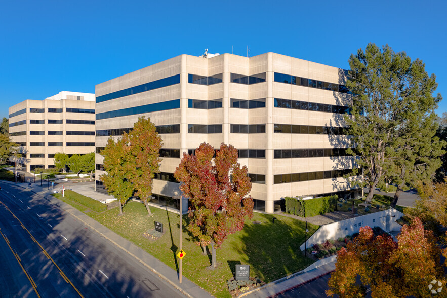 1000 Corporate Center Dr, Monterey Park, CA à vendre - Photo principale - Image 1 de 1