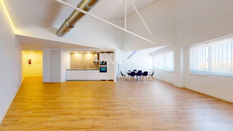 Office in Madrid, Madrid for lease - Building Photo - Image 3 of 15
