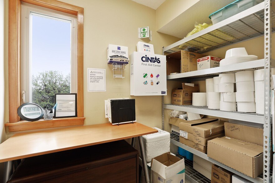 800 N 42nd Ave, Minneapolis, MN à louer - Photo du bâtiment - Image 2 de 63