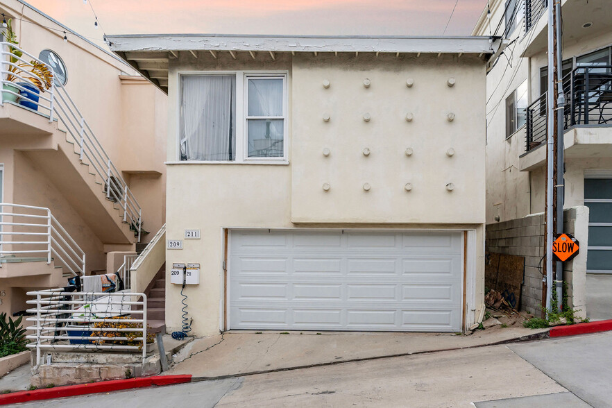 211 Shell St, Manhattan Beach, CA à vendre - Photo principale - Image 1 de 1