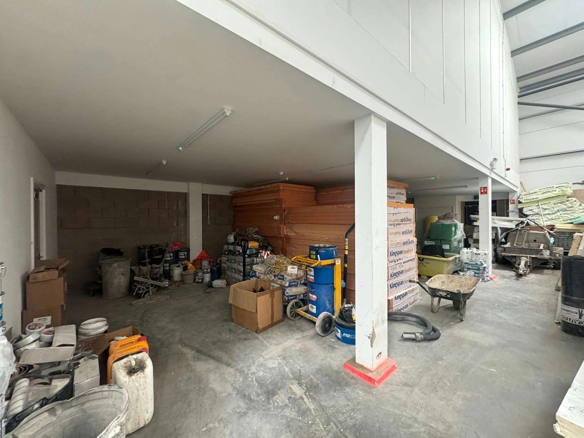 Flex in 12 Beaufighter, Weston Super Mare for lease Interior Photo- Image 1 of 4