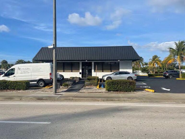 1128 N Federal Hwy, Lake Park, FL à vendre Photo du bâtiment- Image 1 de 1