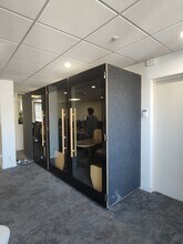 10 Rue Du Faubourg Montmartre, Paris for lease Interior Photo- Image 2 of 3