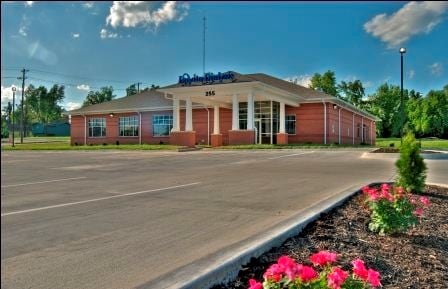255 E North St, Madisonville, KY for sale Primary Photo- Image 1 of 2
