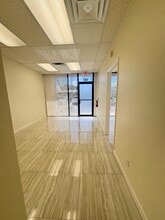 5840 Corporate Way, West Palm Beach, FL for lease Interior Photo- Image 1 of 12