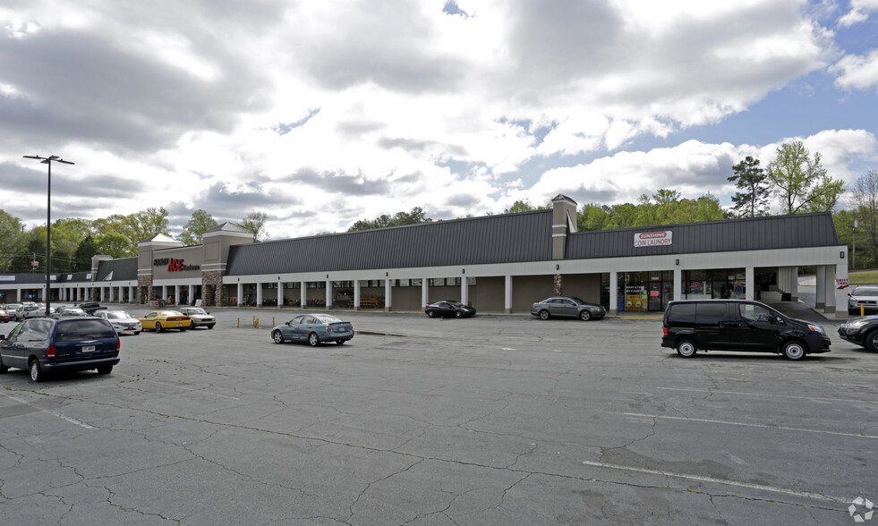 3951-3987 Lawrenceville Hwy, Tucker, GA for lease - Building Photo - Image 1 of 3