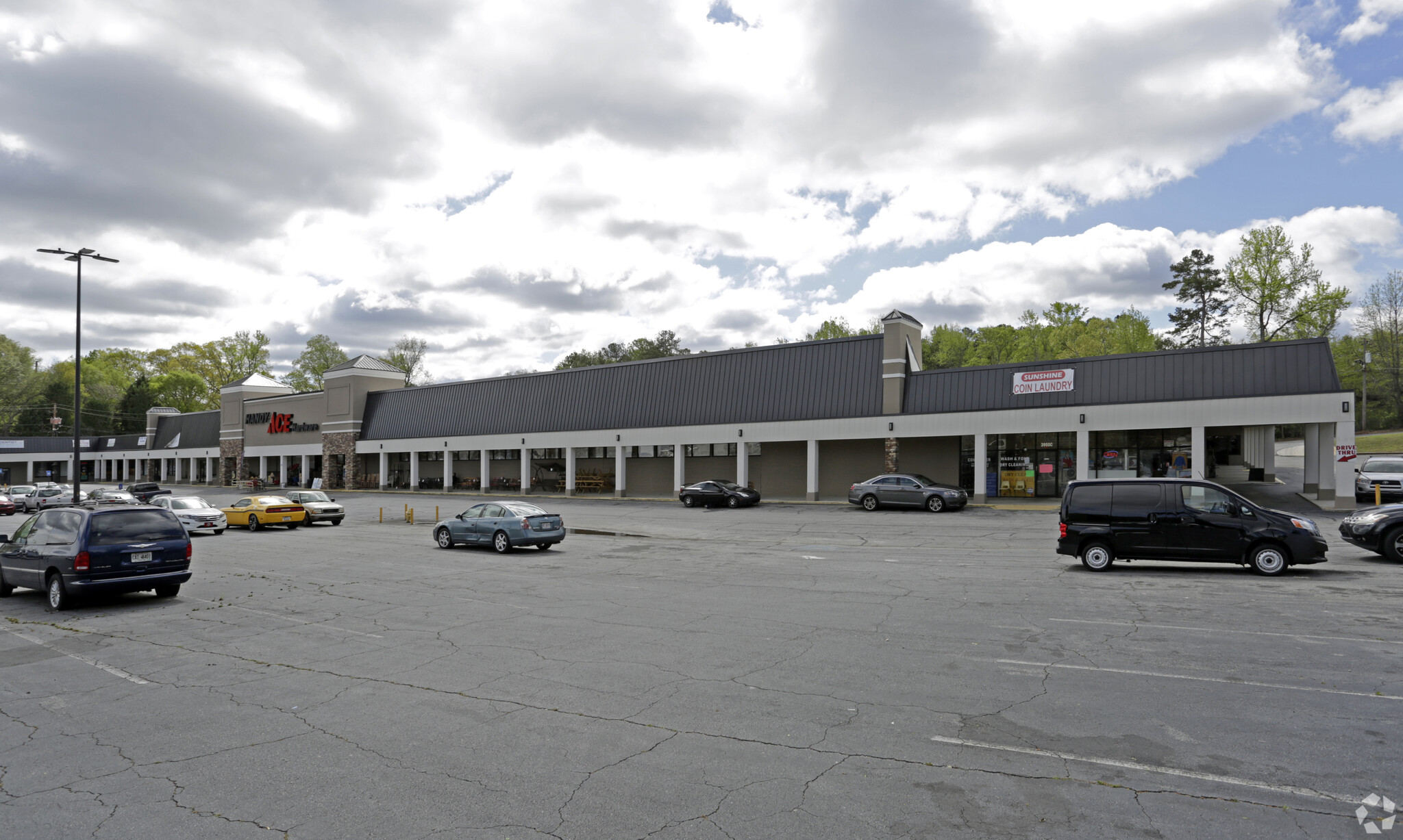 3951-3987 Lawrenceville Hwy, Tucker, GA for lease Building Photo- Image 1 of 4