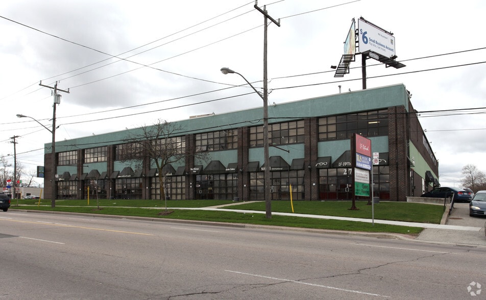 2770-2782 Dufferin St, Toronto, ON à louer - Photo du bâtiment - Image 3 de 5