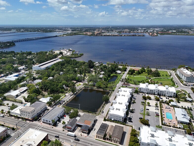 402 9th St E, Bradenton, FL for sale - Building Photo - Image 2 of 4