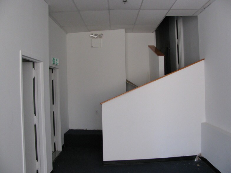 372-374 Mclean Ave, Yonkers, NY à louer - Autre - Image 2 de 5