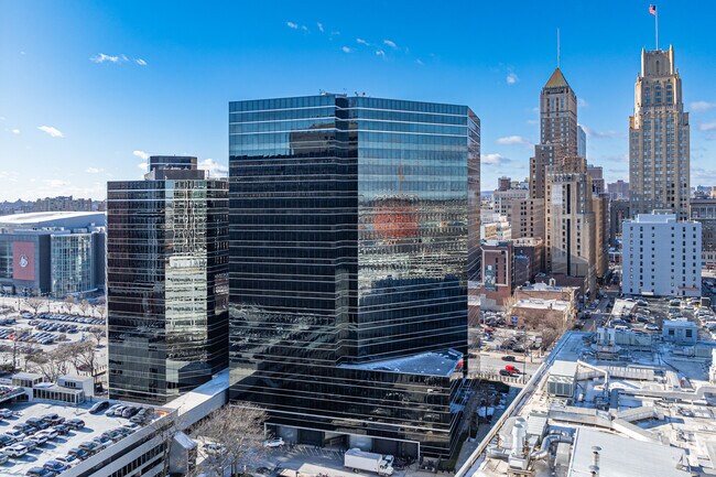 More details for 3 Gateway Ctr, Newark, NJ - Coworking for Lease