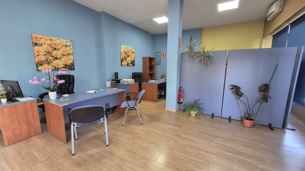 Retail in Parla, Madrid for lease - Interior Photo - Image 3 of 4