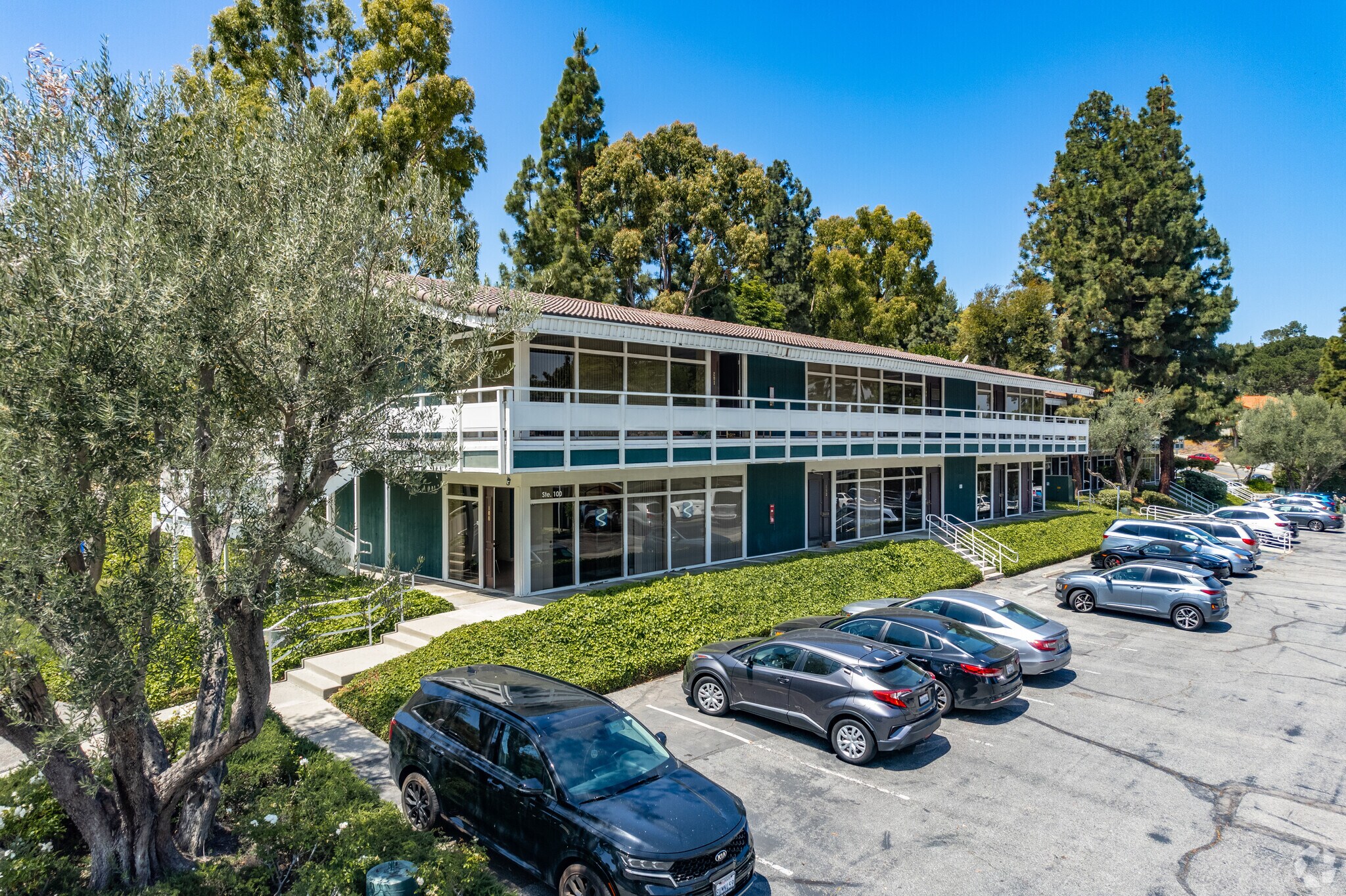 4000 Palos Verdes Dr N, Rolling Hills Estates, CA à louer Photo du bâtiment- Image 1 de 9
