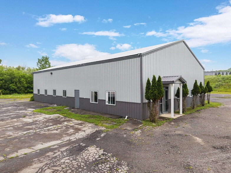 149 Barnerville Rd, Cobleskill, NY à vendre - Photo du bâtiment - Image 3 de 15