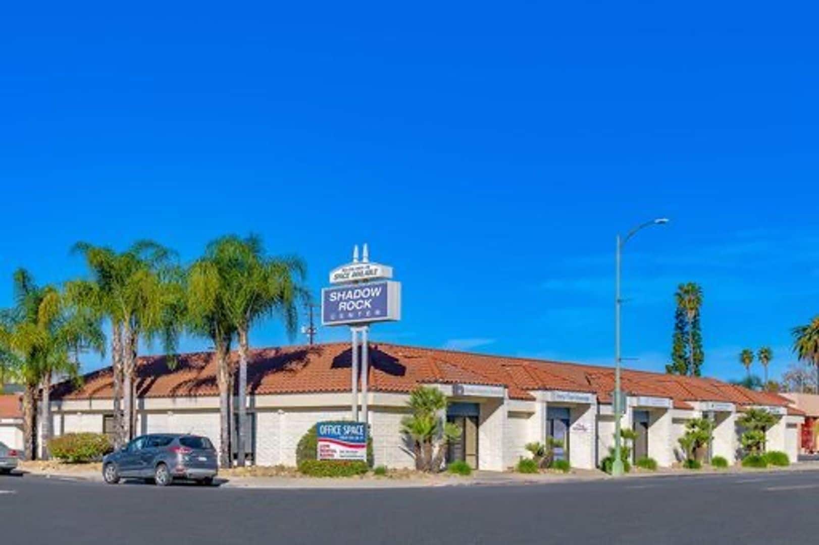 250-260 S Orange St, Escondido, CA for lease Building Photo- Image 1 of 5