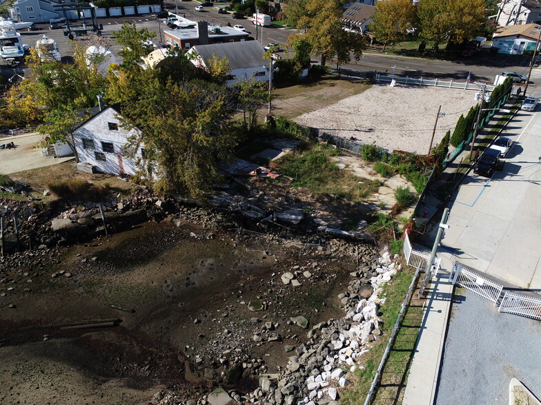 1 Orchard Beach Blvd portfolio of 2 properties for sale on LoopNet.ca - Aerial - Image 2 of 7