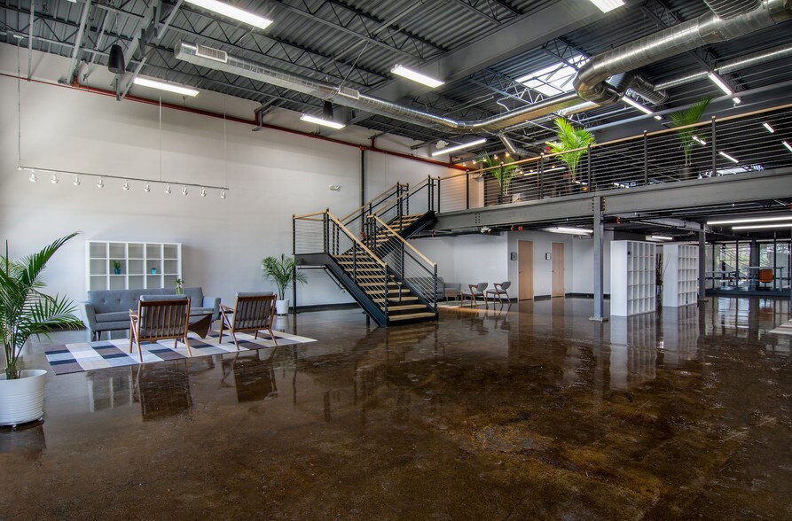 371-528 Maier Pl, Columbus, OH à louer - Hall d’entrée - Image 3 de 14