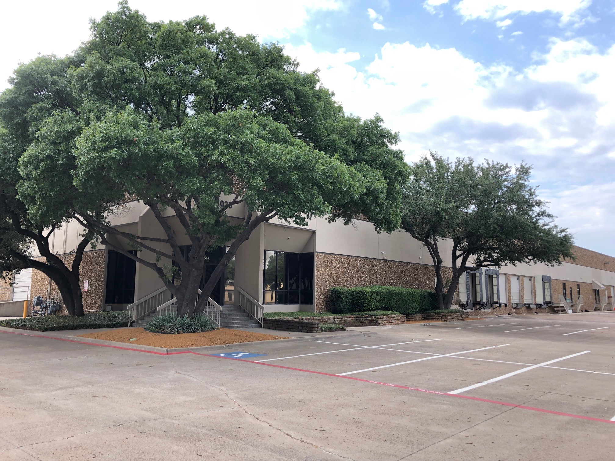 11025-11035 Switzer Ave, Dallas, TX for sale Primary Photo- Image 1 of 1