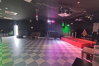 Plus de détails pour Commerce de détail à vendre