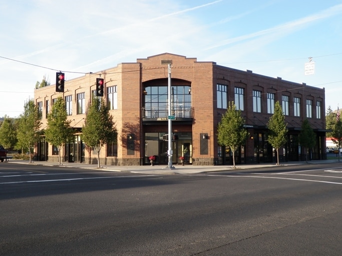 446 NW 3rd St, Prineville, OR for lease - Building Photo - Image 3 of 12