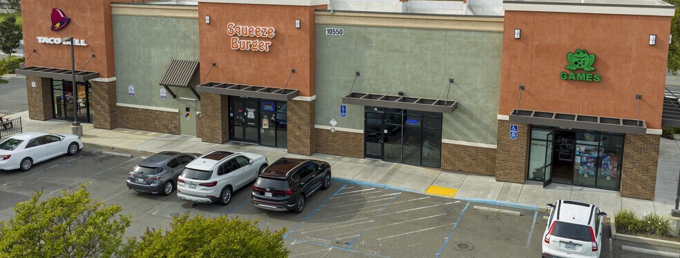 10550 Twin Cities Rd, Galt, CA à louer - Photo du bâtiment - Image 3 de 5