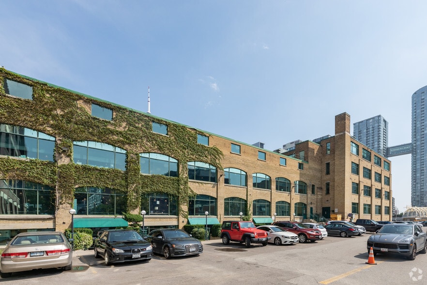 510 Front St W, Toronto, ON for lease - Building Photo - Image 2 of 2