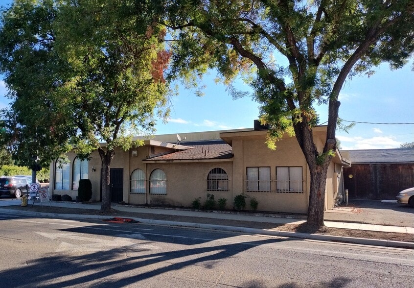 700 Scenic Dr, Modesto, CA for lease - Building Photo - Image 3 of 3