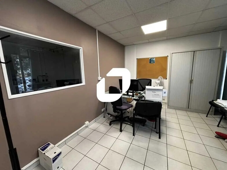 Bureau dans Ris-Orangis à vendre - Photo intérieure - Image 2 de 8