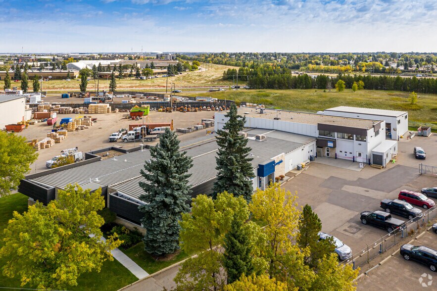 4503 93rd St NW, Edmonton, AB for sale - Building Photo - Image 3 of 4