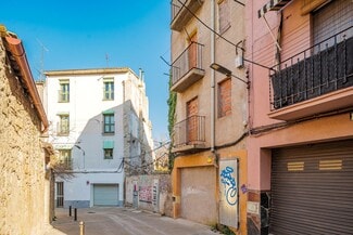 Plus de détails pour Multi-résidentiel à vendre