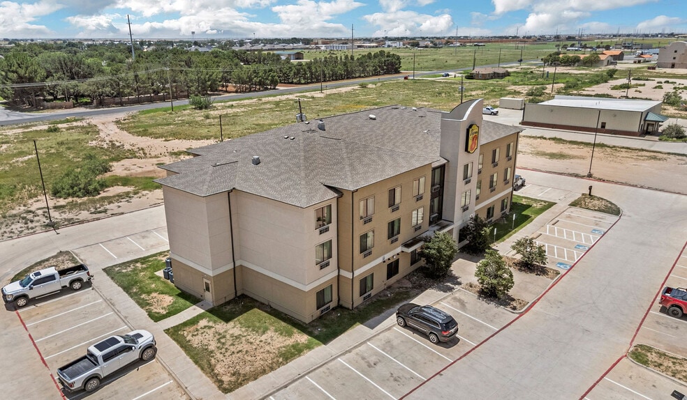 3432 Interstate 20, Stanton, TX à vendre - Photo du bâtiment - Image 2 de 48