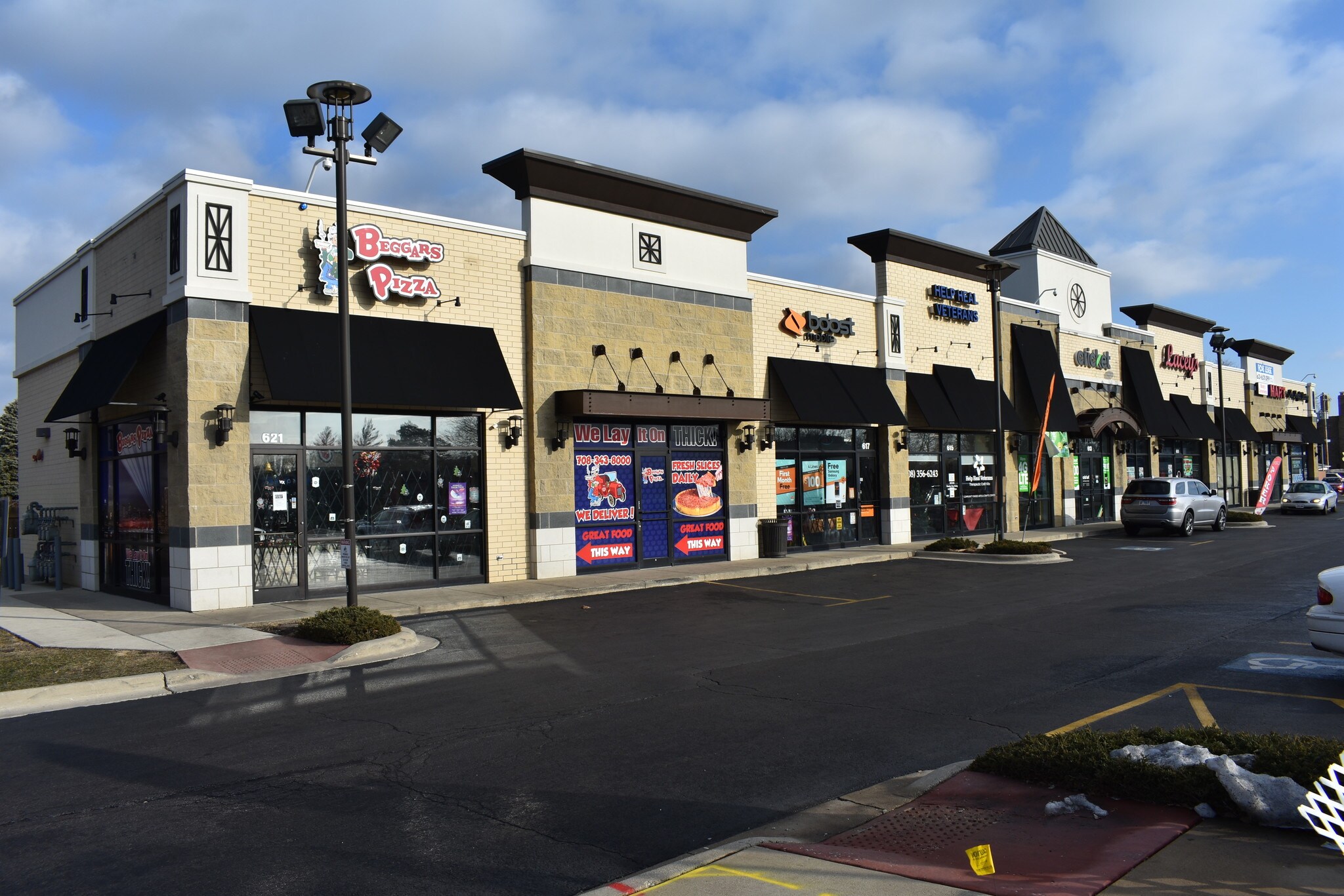 605-621 Roosevelt Rd, Maywood, IL for lease Primary Photo- Image 1 of 12